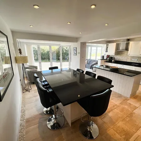 North Quay - Pet Friendly Luxury Townhouse Overlooking Bembridge Harbour St Helens  Exterior photo