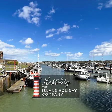 North Quay - Pet Friendly Luxury Townhouse Overlooking Bembridge Harbour St Helens  Exterior photo