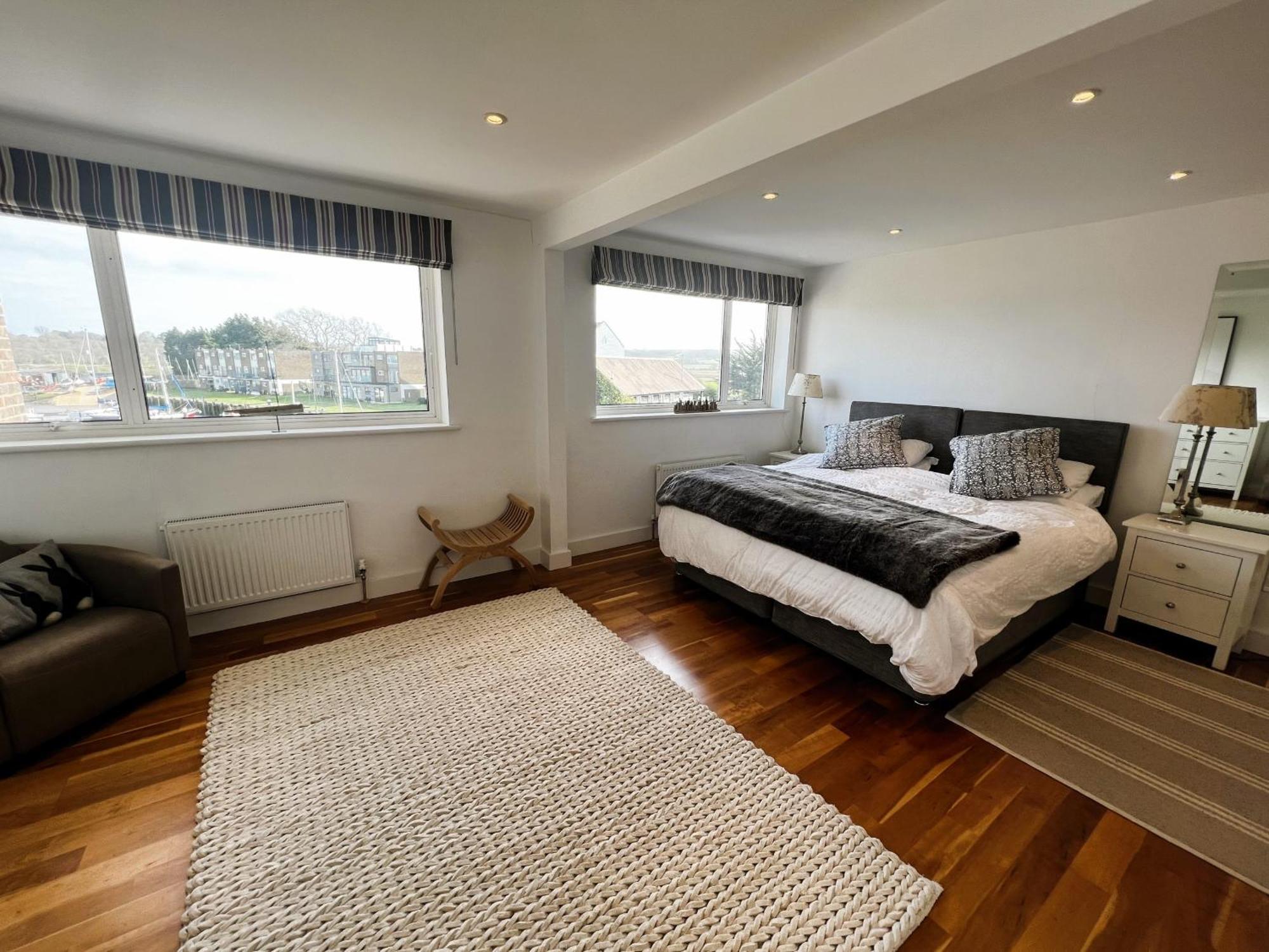 North Quay - Pet Friendly Luxury Townhouse Overlooking Bembridge Harbour Ferienhaus St Helens (Isle of Wight)