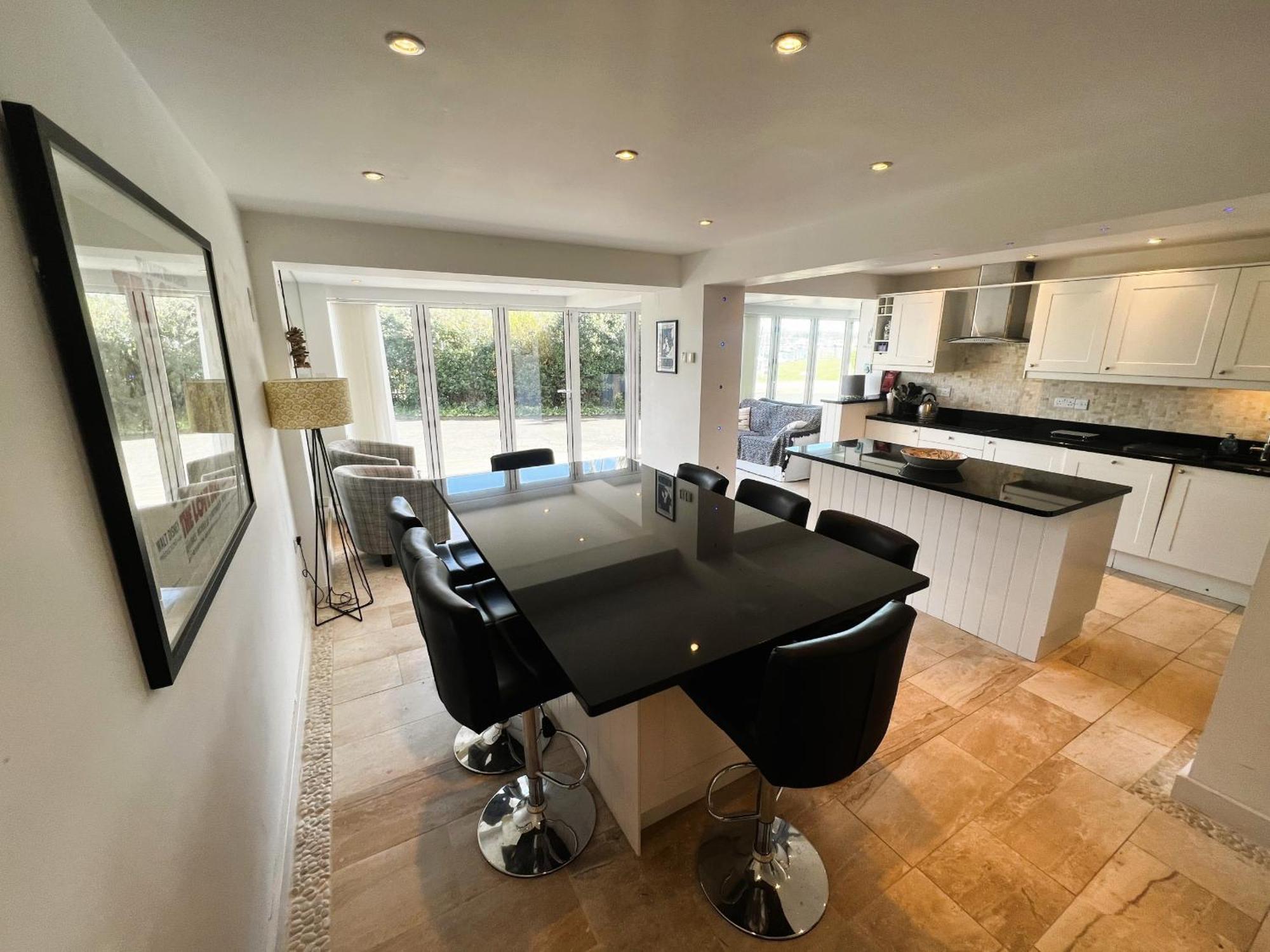 North Quay - Pet Friendly Luxury Townhouse Overlooking Bembridge Harbour